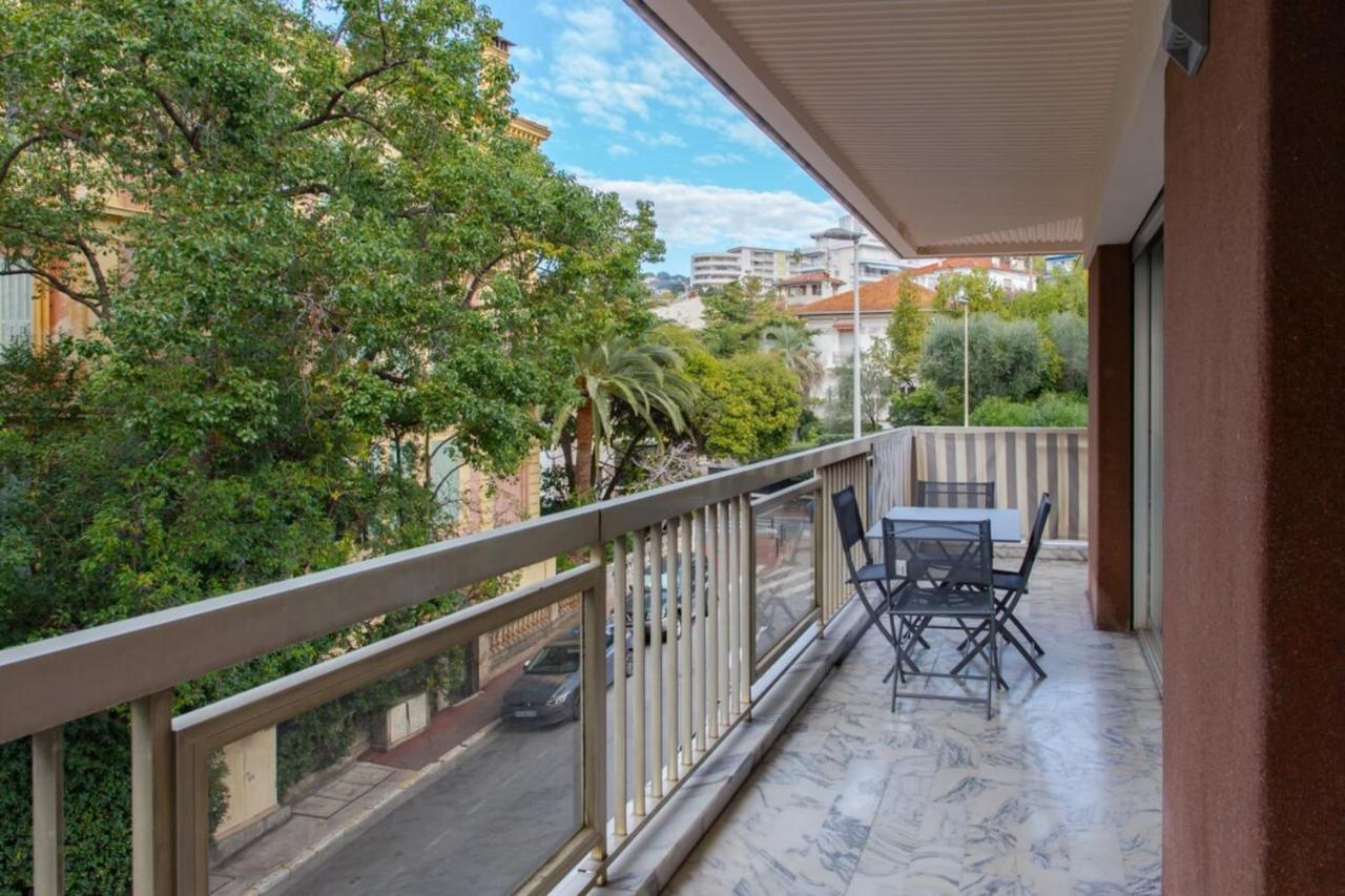 Furnished Air-Conditioned Apartment With Terrace Near The City Center Cannes Zewnętrze zdjęcie